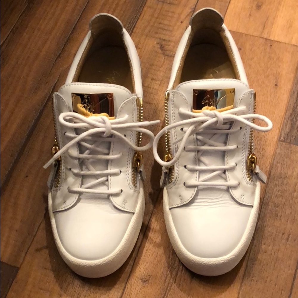 Giuseppe white sneakers